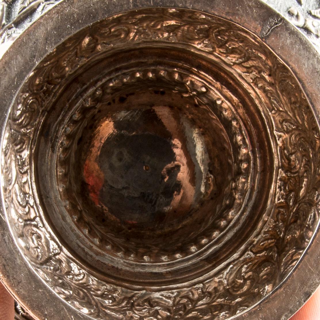 SKÅL, silver, ostämplad, Indien 1900-talets första hälft. Vikt 354 g.