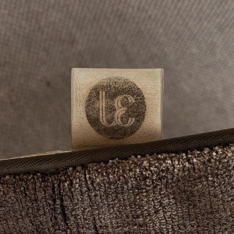 Carpet "Limited Edition". approx. 392 x 670 cm.