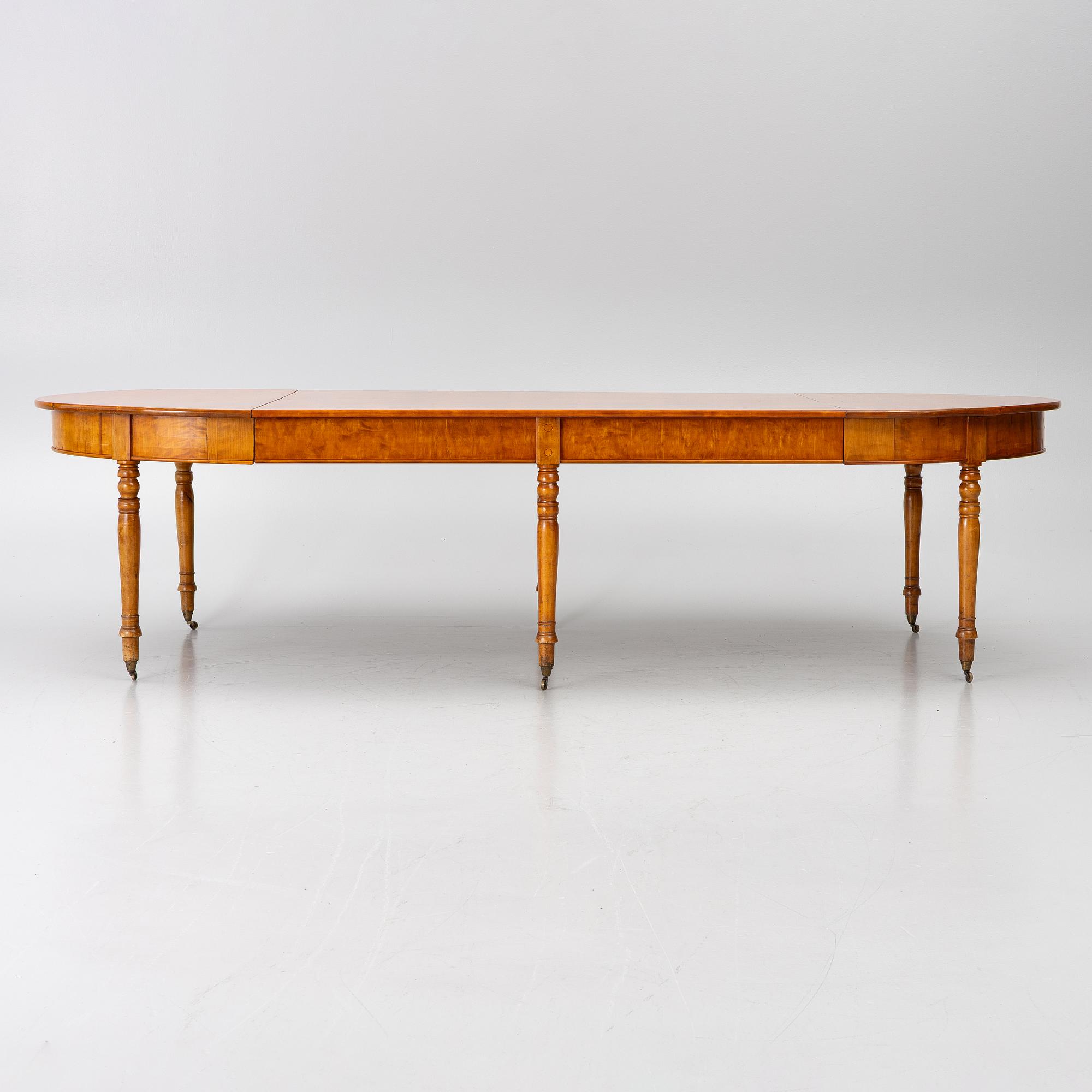 Matbord, 1800-tal.