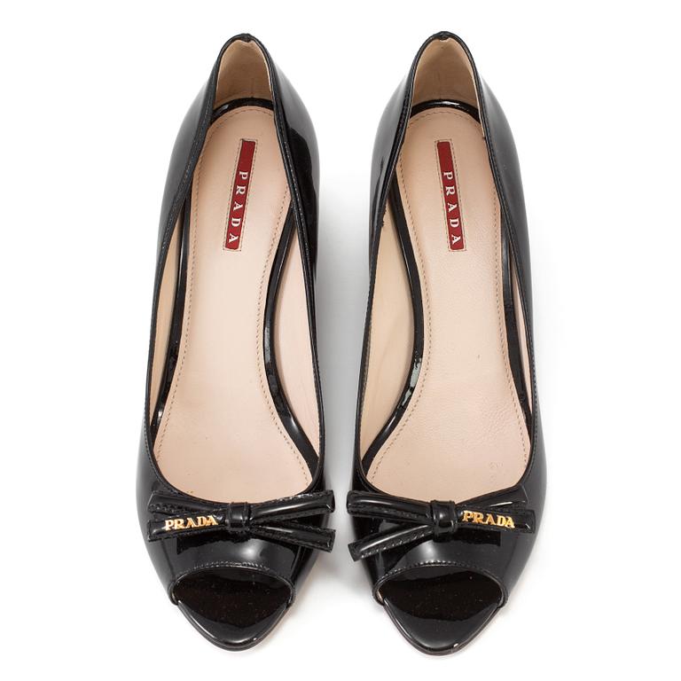 SHOES, Prada, Size 39.