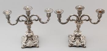 KANDELABRAR, 1 par, nysilver, 1900-talets första hälft.