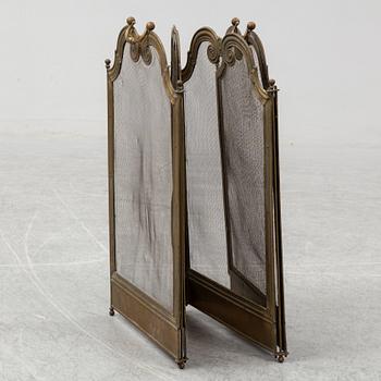 GNISTGALLER, fyrdelad, mässing, 1900-talets första hälft.