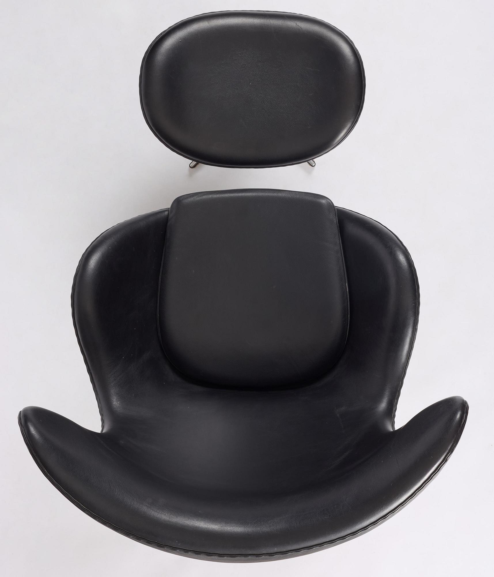 Arne Jacobsen, an "Egg" chair with ottoman, Fritz Hansen, Denmark, 2001.