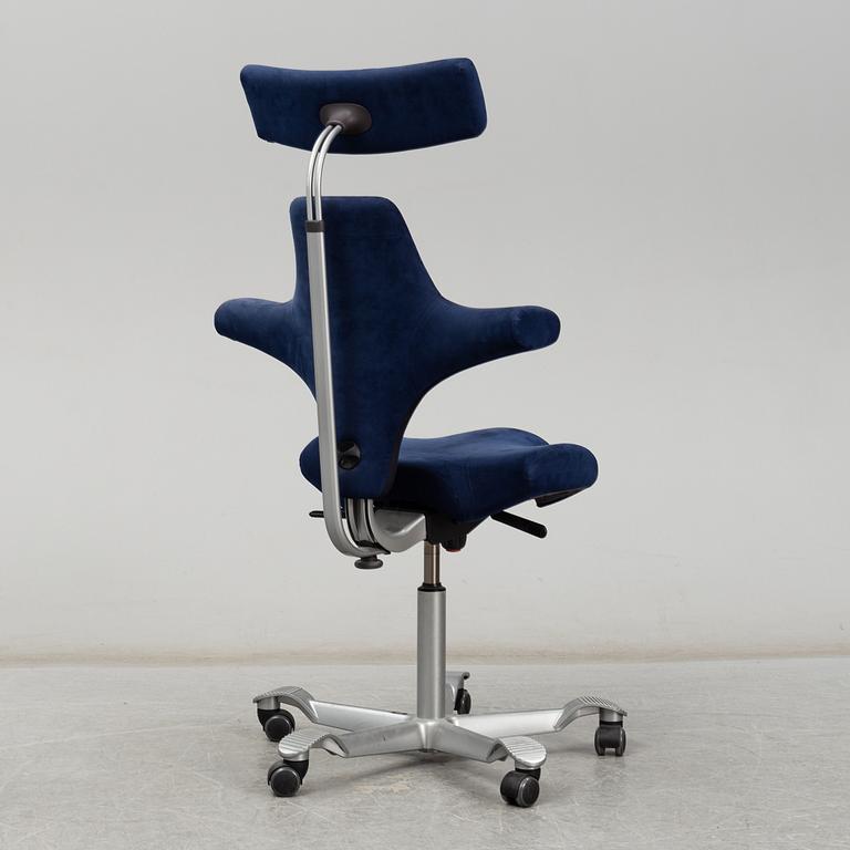 PETER OPSVIK, a 'Capisco' desk chair from HÅG.