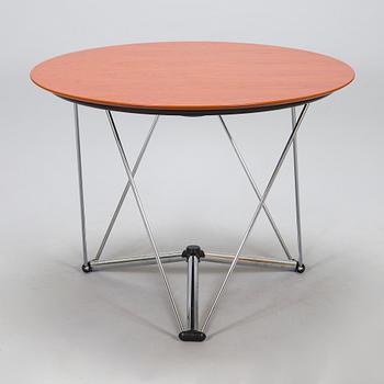 A 21st century 'Lem 90' coffee table / dining tabel for Magis.