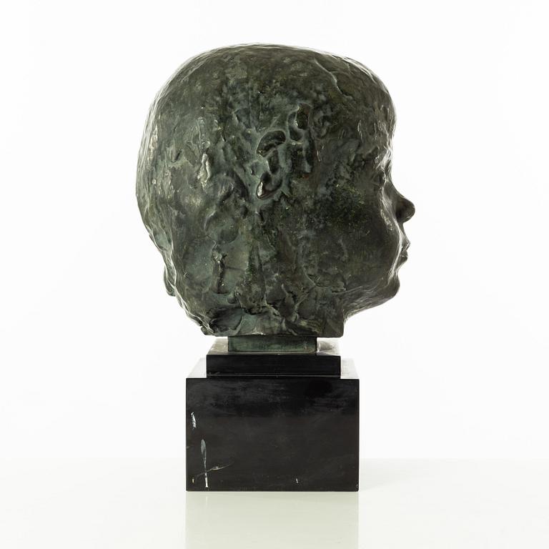 Gudmar Olovson, sculpture. Signed. Numbered. Foundry mark. Bronze, total height 40 cm, length 25 cm.