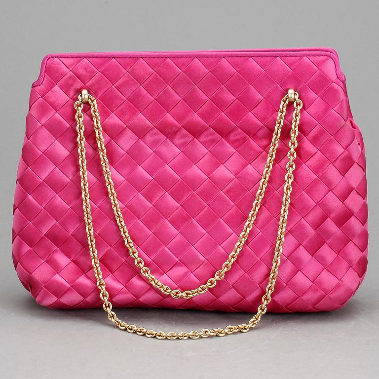 VÄSKA, Bottega Veneta.