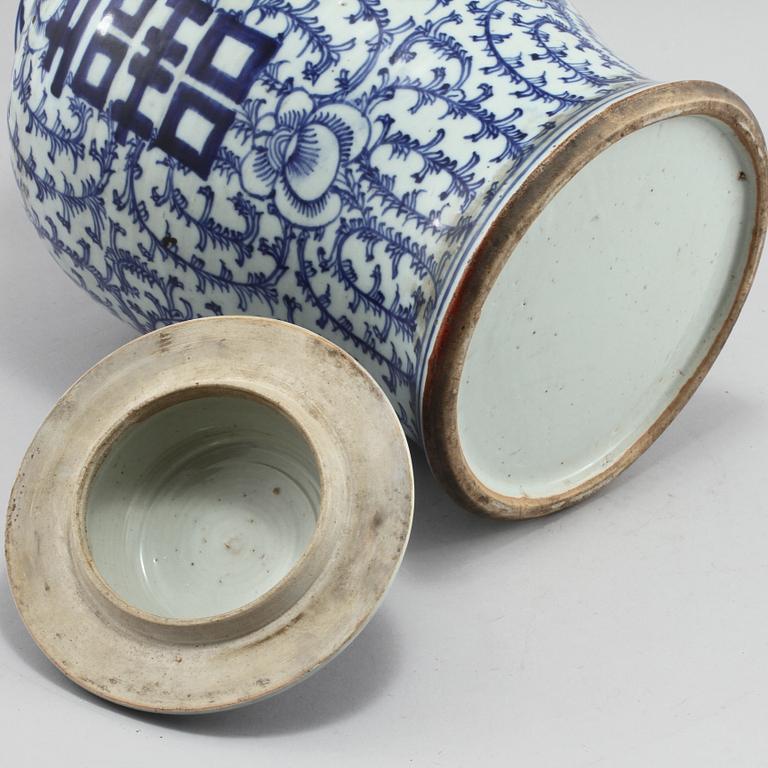 LOCKURNA, porslin, Kina, 1800-tal.