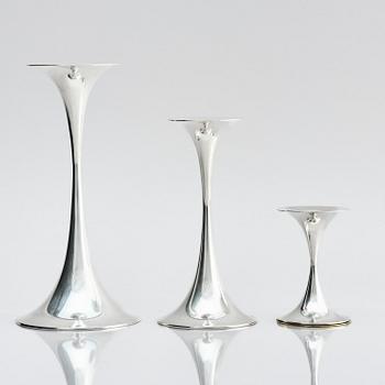 Tapio Wirkkala, three sterling silver 'Trumpetti' candlesticks, Kultakeskus, Hämeenlinna 1973.