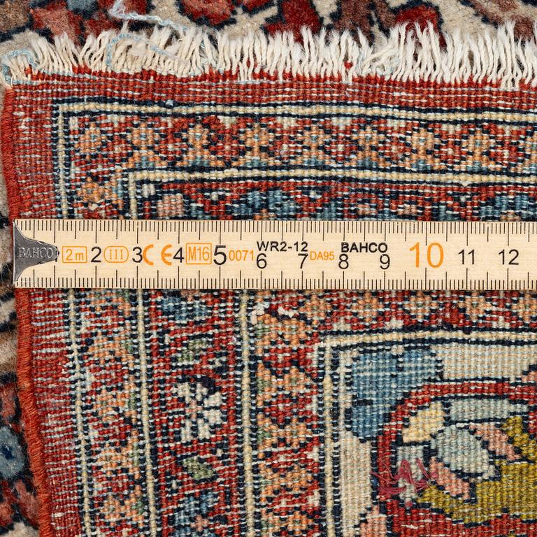 Carpet, oriental "garden carpet", approx. 185 x 128 cm.