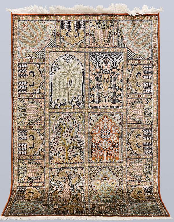 Matta, silke, Kashmir, ca 153 x 92 cm.