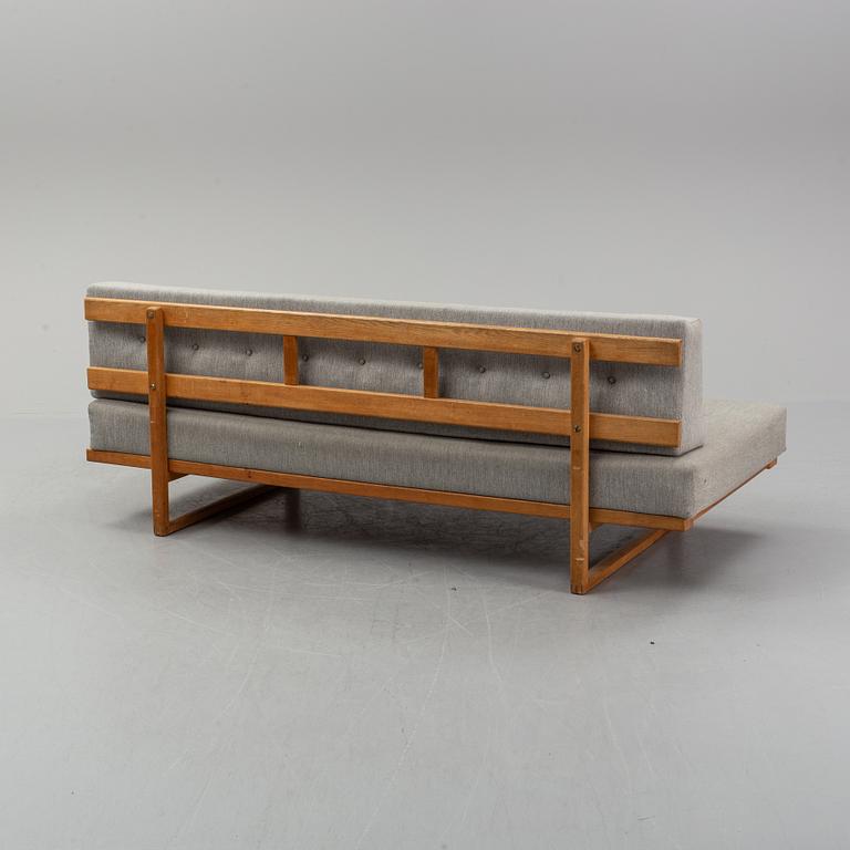 Børge Mogensen, daybed model 4312, Fredericia Stolefabrik Denmark later part of the 20th century.