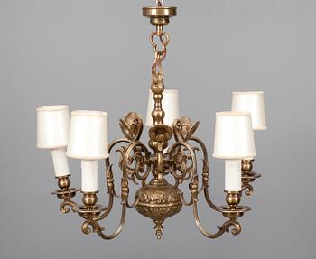 TAKKRONA, barockstil, 1900-talets första hälft. Höjd 67 cm.