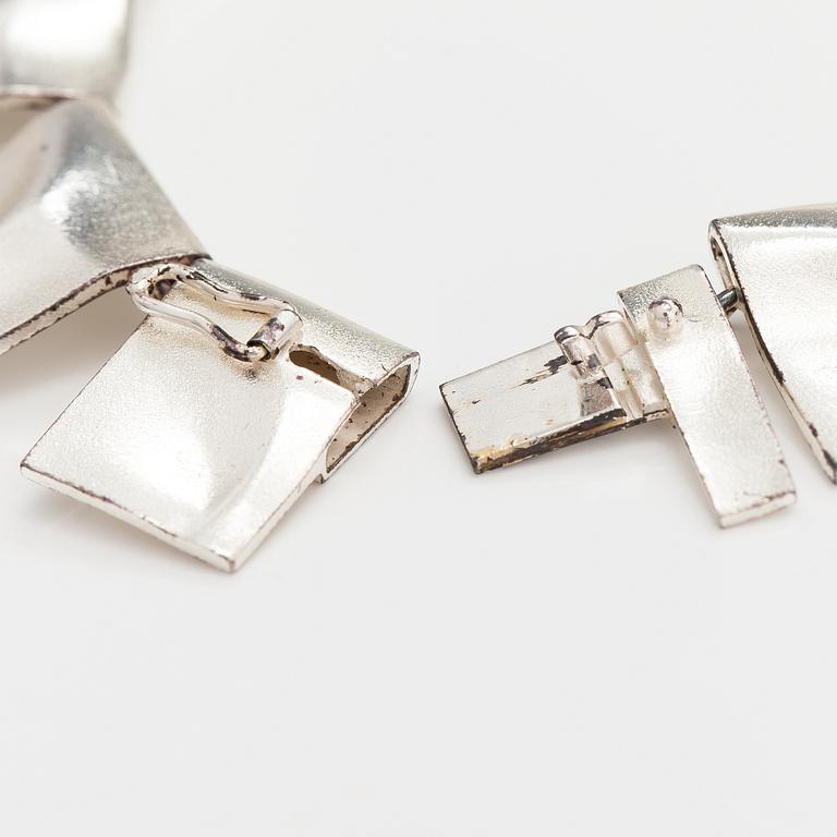 Björn Weckström, A sterling silver neckalce "Galactic peaks". Lapponia 1988.
