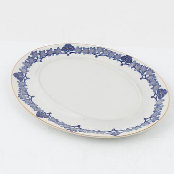 Gunnar Wennerberg, ca 40 pieces dining service, "Blåsippa", Gustavsberg.