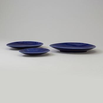 55 pcs of 'Blå Eld' porcelain service by Hertha Bengtsson fr Gustavsberg, second half of the 20th century.