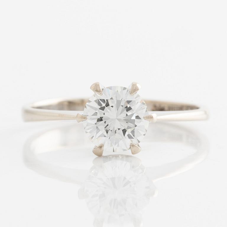 Ring, med briljantslipad diamant.
