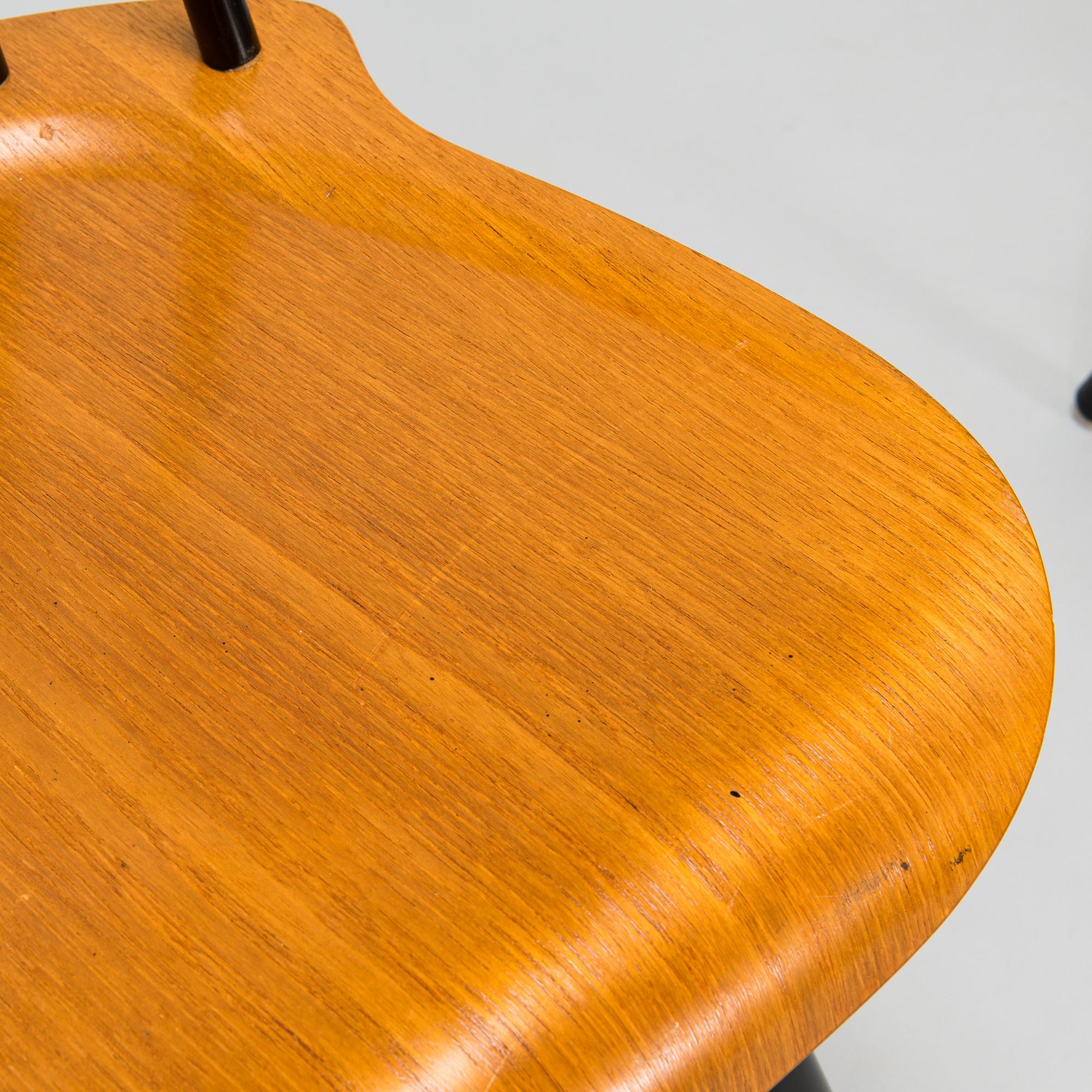 Ilmari Tapiovaara, four mid-20th century 'Pelimanni' chairs for Asko.