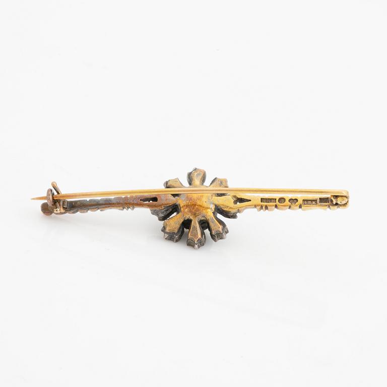 18K gold, silver and paste brooch.