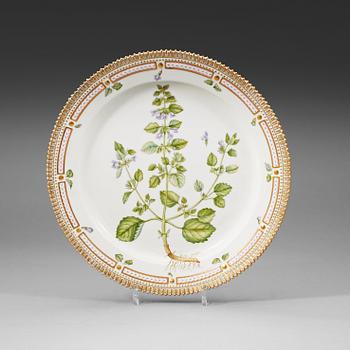 1374. A Royal Copenhagen, 'Flora Danica' serving dish, Denmark, 20th Century.