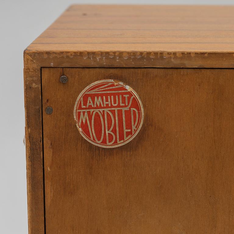 Bookcase, Swedish Modern, Lamhults Möbler, 1940s.