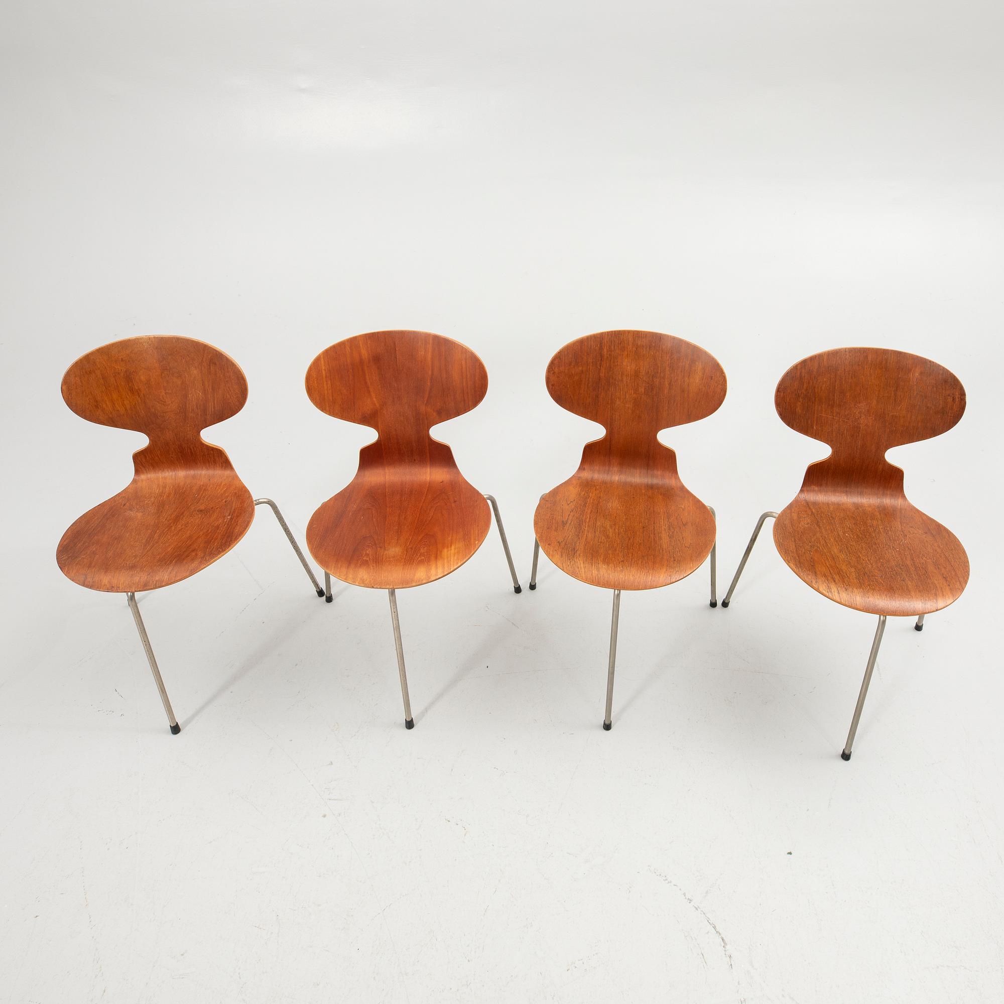 Arne Jacobsen, Four chairs, “Ant”, Fritz Hansen, 1950s/60s.