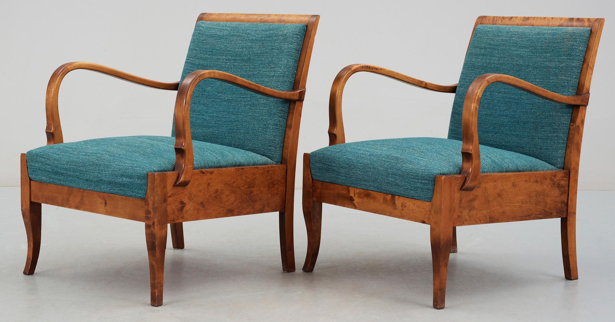 FÅTÖLJER, ett par, 1930/40-tal.