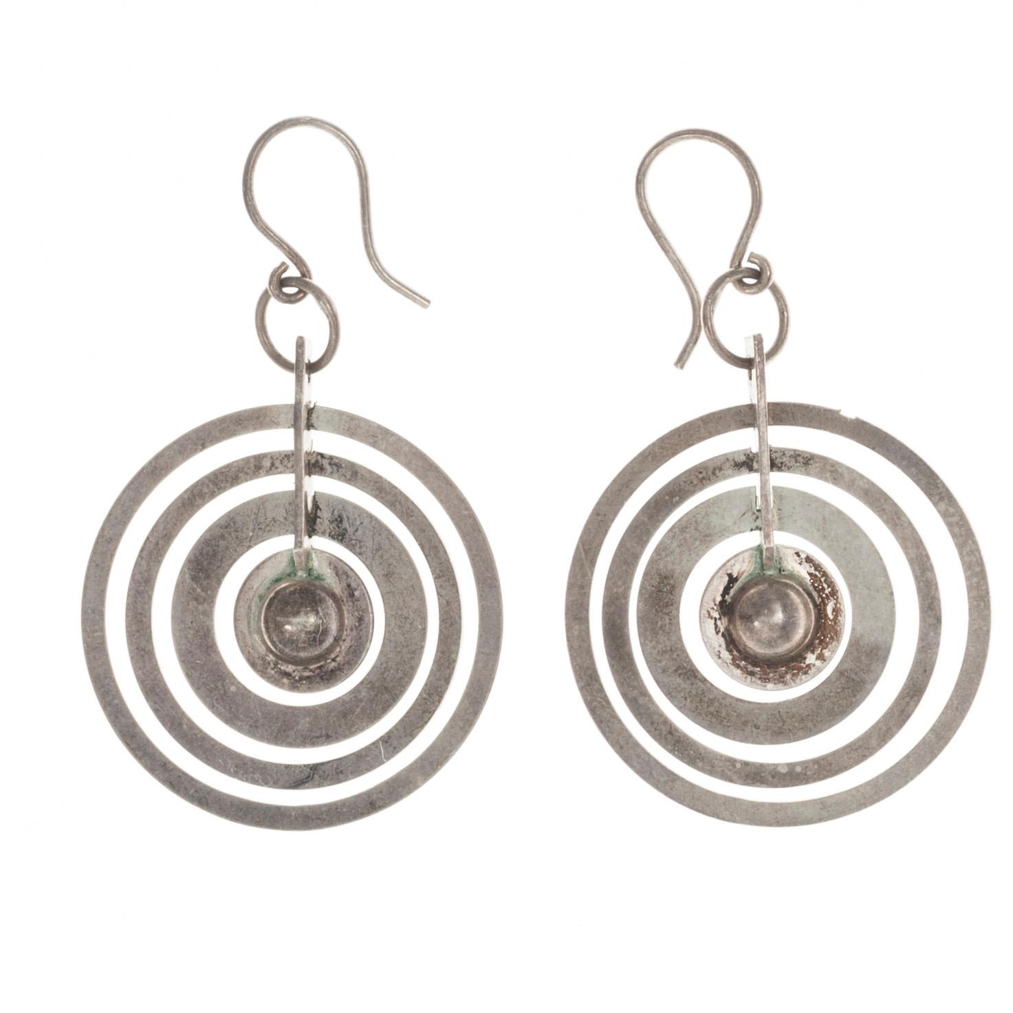 ÖRHÄNGEN, sterling silver, "Silvermåne" Tapio Wirkkala, N. Westerback Helsingfors 1972.