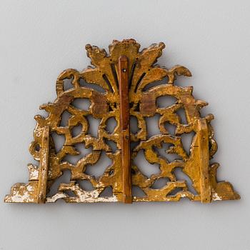 The top part of a Baroque mirror, early 18th century.