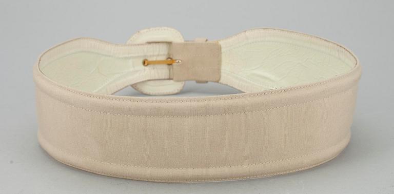 BÄLTE, 3 st, Yves Saint Laurent.