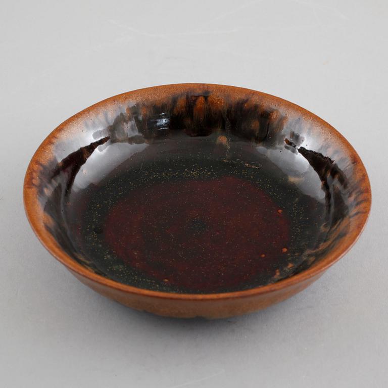 Eleven pieces of stoneware from the 1970s, designed by Carl-Harry Stålhane for Designhuset.