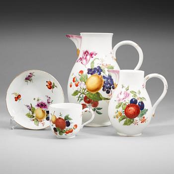 KAFFESERVIS, åtta delar, porslin. Meissen, 1763-74.