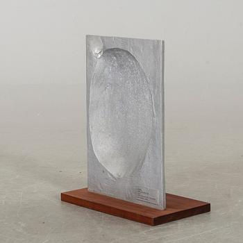 ANN WOLFF, skulptur "Aluna", aluminium, Byarums Bruk. Signerad och numrerad 64/65.