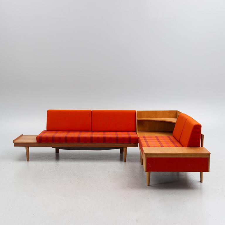 Haldor Vik & Ingmar Relling, a daybed/modular sofa, 'Svane', Ekornes Fabrikker A/S, Norway, circa 1970.