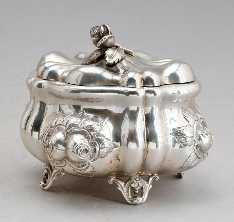 SOCKERSKRIN, silver, KA, Österrike-Ungern, 1900-tal. Vikt ca 377 g.