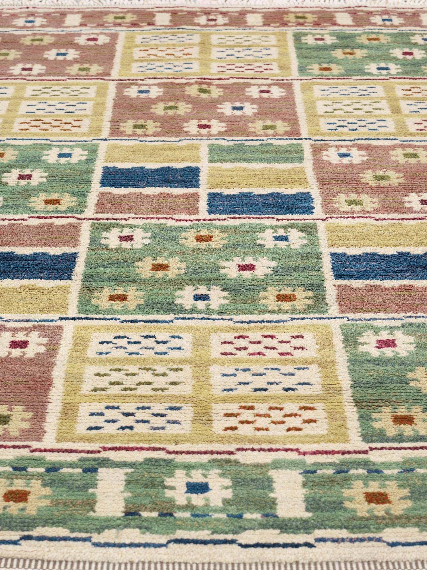 Märta Måås-Fjetterström, A CARPET. "Ängarna". Knotted pile. 197,5 x 155 cm. Signed AB MMF.