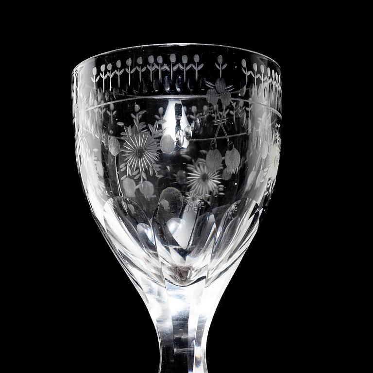 Elis Bergh, A 17 piece glass service, "Flach", by Kosta, first half of 20th century.