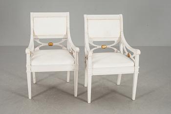 KARMSTOLAR, ett par, empirestil, 1900-talets första hälft.