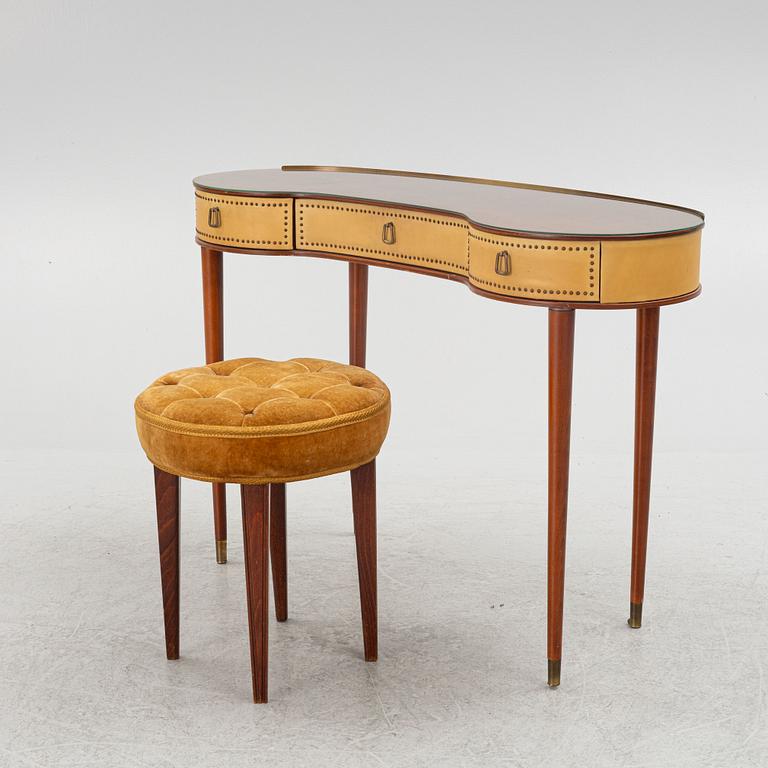 Dressing table, Halvdan Pettersson's Furniture Factory; Tibro, mid-20th century.