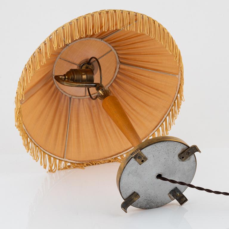 Harald Notini, a table lamp, model "15409", Arvid Böhlmarks Lampfabrik, 1940s.
