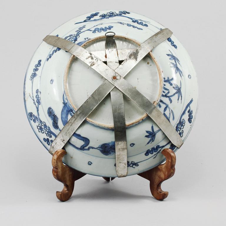 SKÅLFAT, porslin, Kina, Ming (1368-1644).