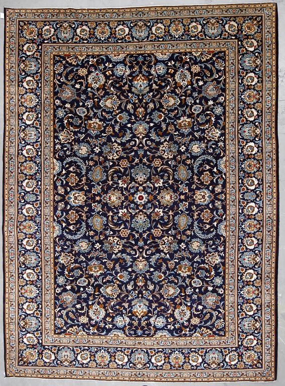 MATTA, Keshan, ca 357x264 cm.