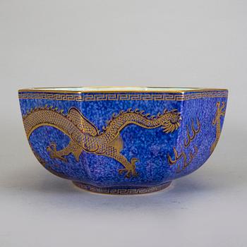 A 20th century porcelaine lustreware bowl from Wedgwood.