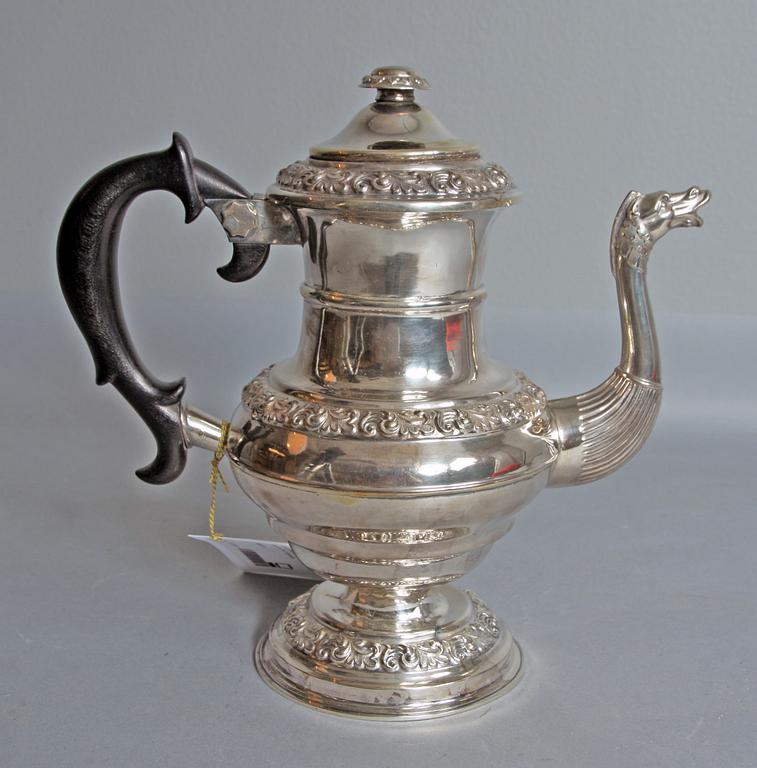 KAFFEKANNA, silver. Erik Eriksson, Hedemora. Senempire 1847.