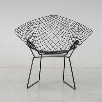 Harry Bertoia, a 'Diamond Chair'.