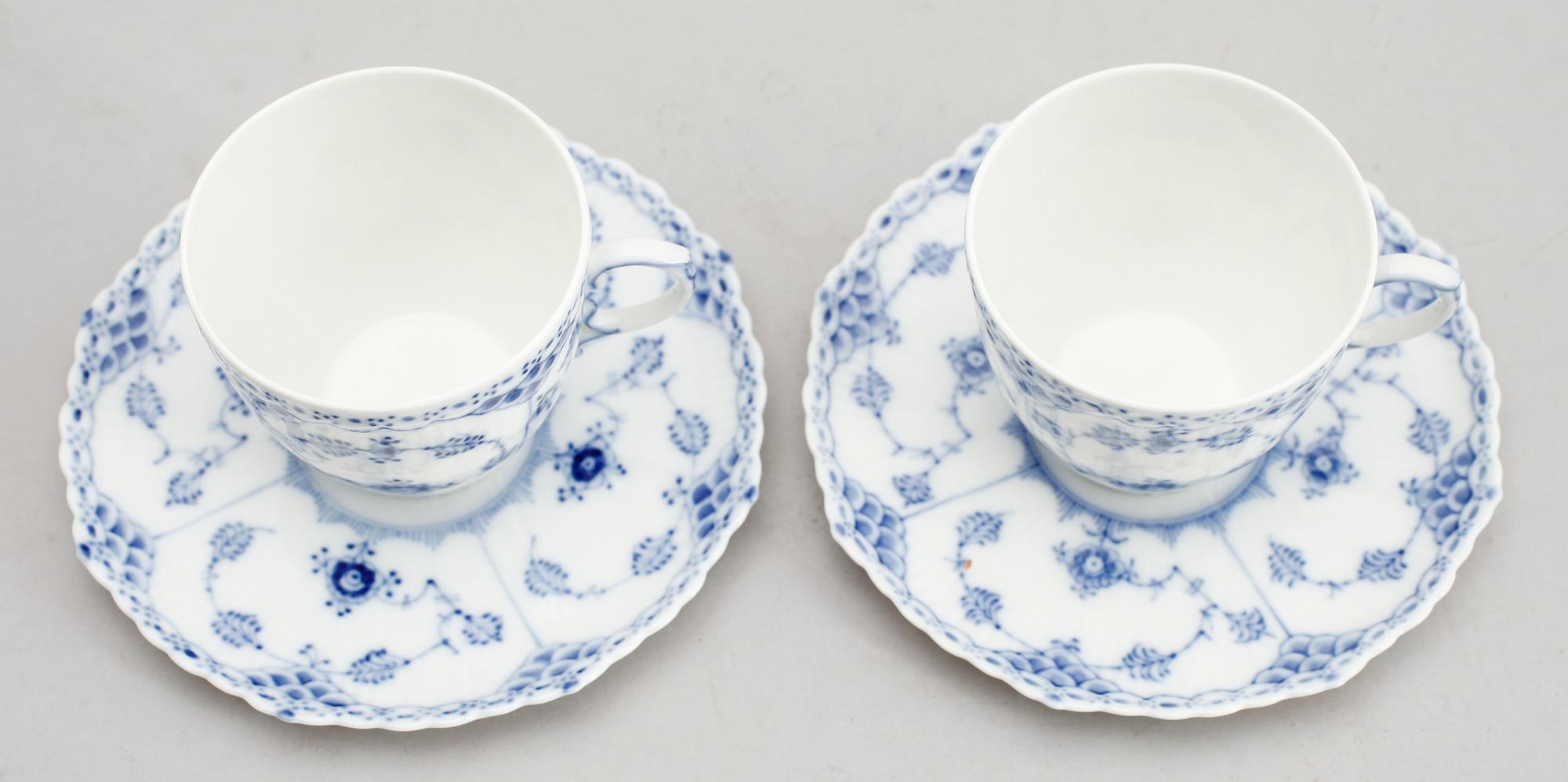KAFFEKOPPAR MED FAT, 15 st, porslin, Royal Copenhagen.