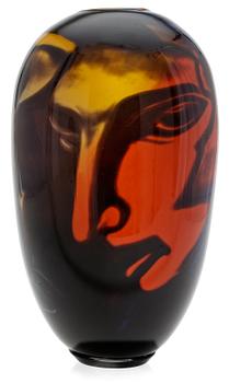 An Eva Englund graal glass vase, Muraya 1992.