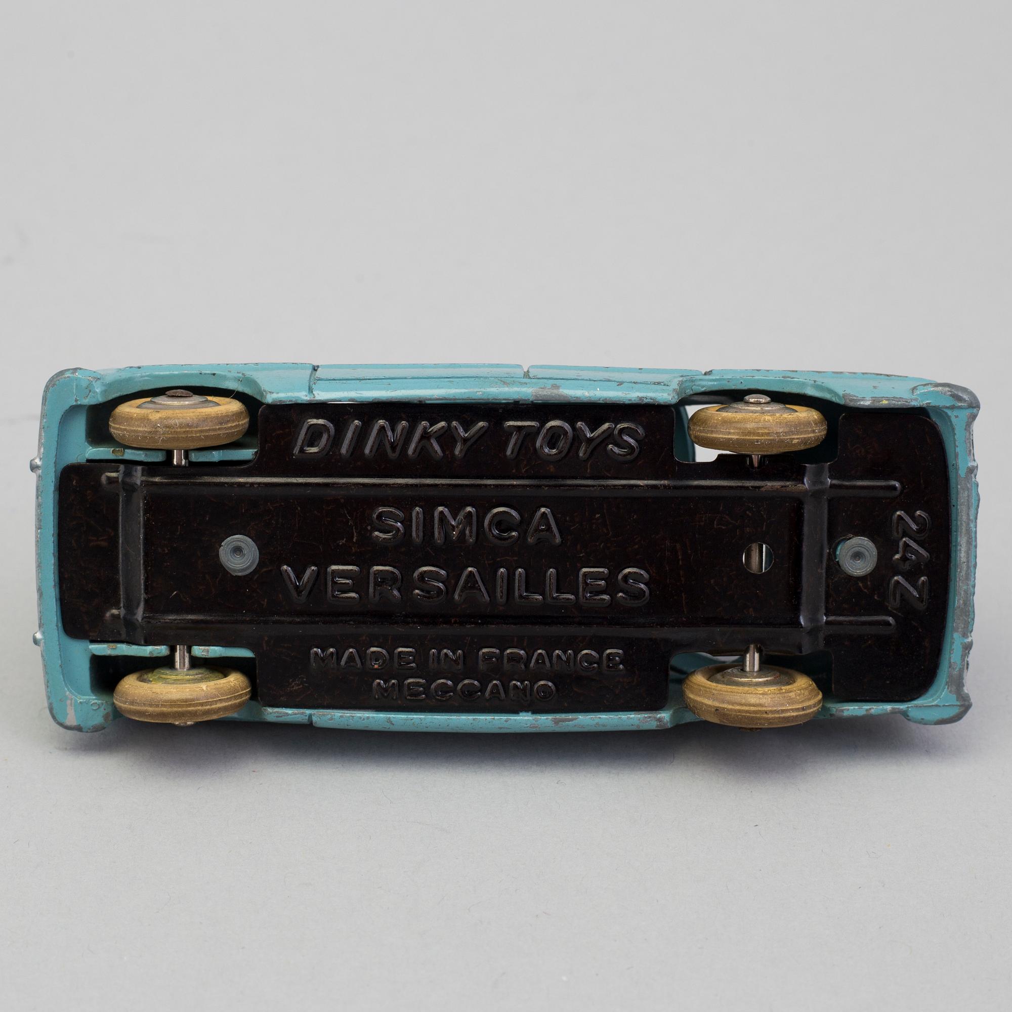 MODELLBILAR, 17 st, Dinky toys och Tekno, England, Danmark 1950-/60-tal.