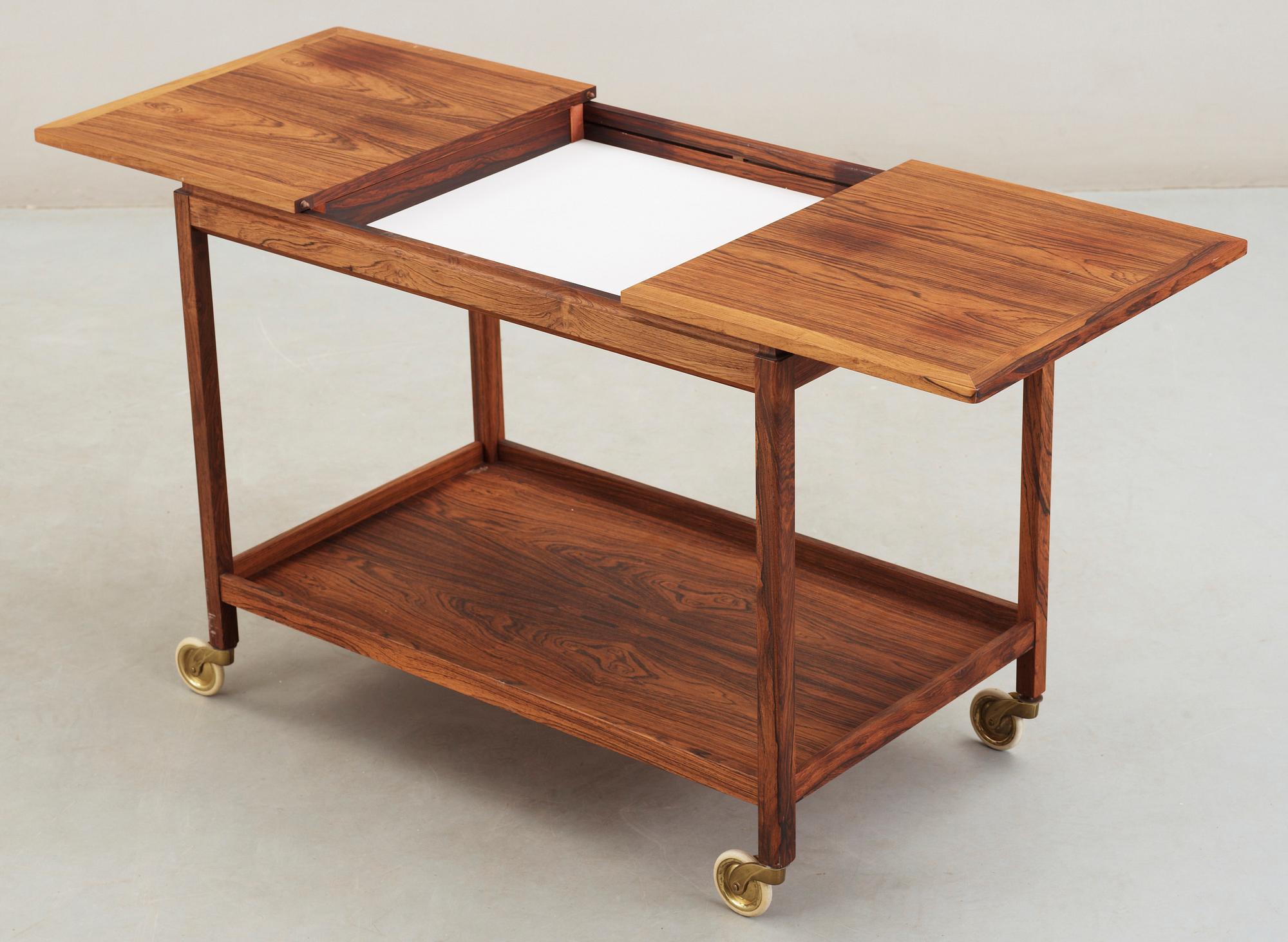 SERVERINGSBORD, 1960-tal.
