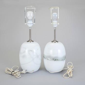 BORDSLAMPOR, ett par, glas, Holmegaard, Danmark, 1900-talets andra hälft.